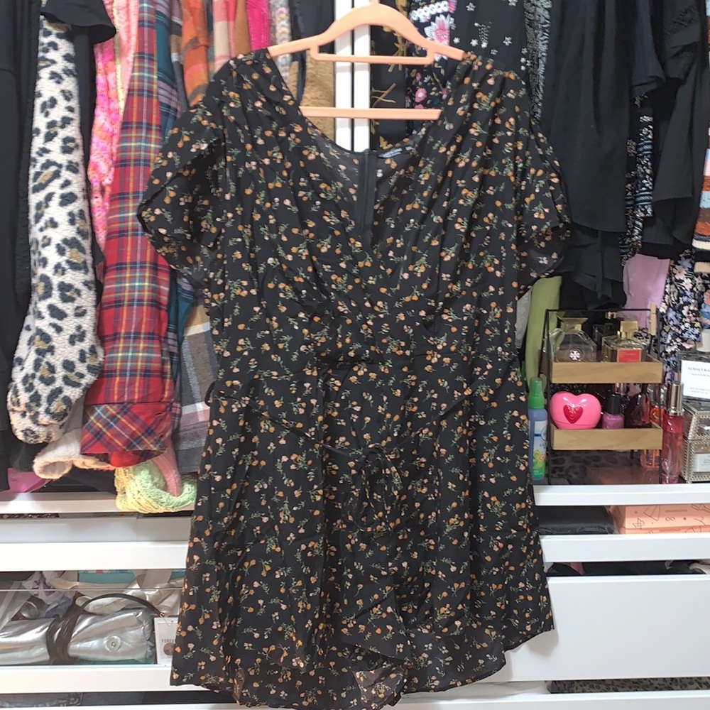 Plus Floral Belted Romper